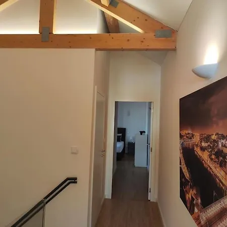 T2 Duplex Avenida * Vila Real