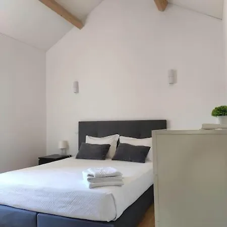 Apartment T2 Duplex Avenida *